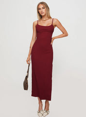 Elestria Maxi Dress Burgundy
