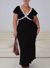 Barbarita Lace Maxi Dress Black Curve