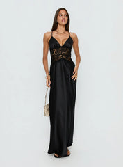 Klairee Lace Maxi Dress Black
