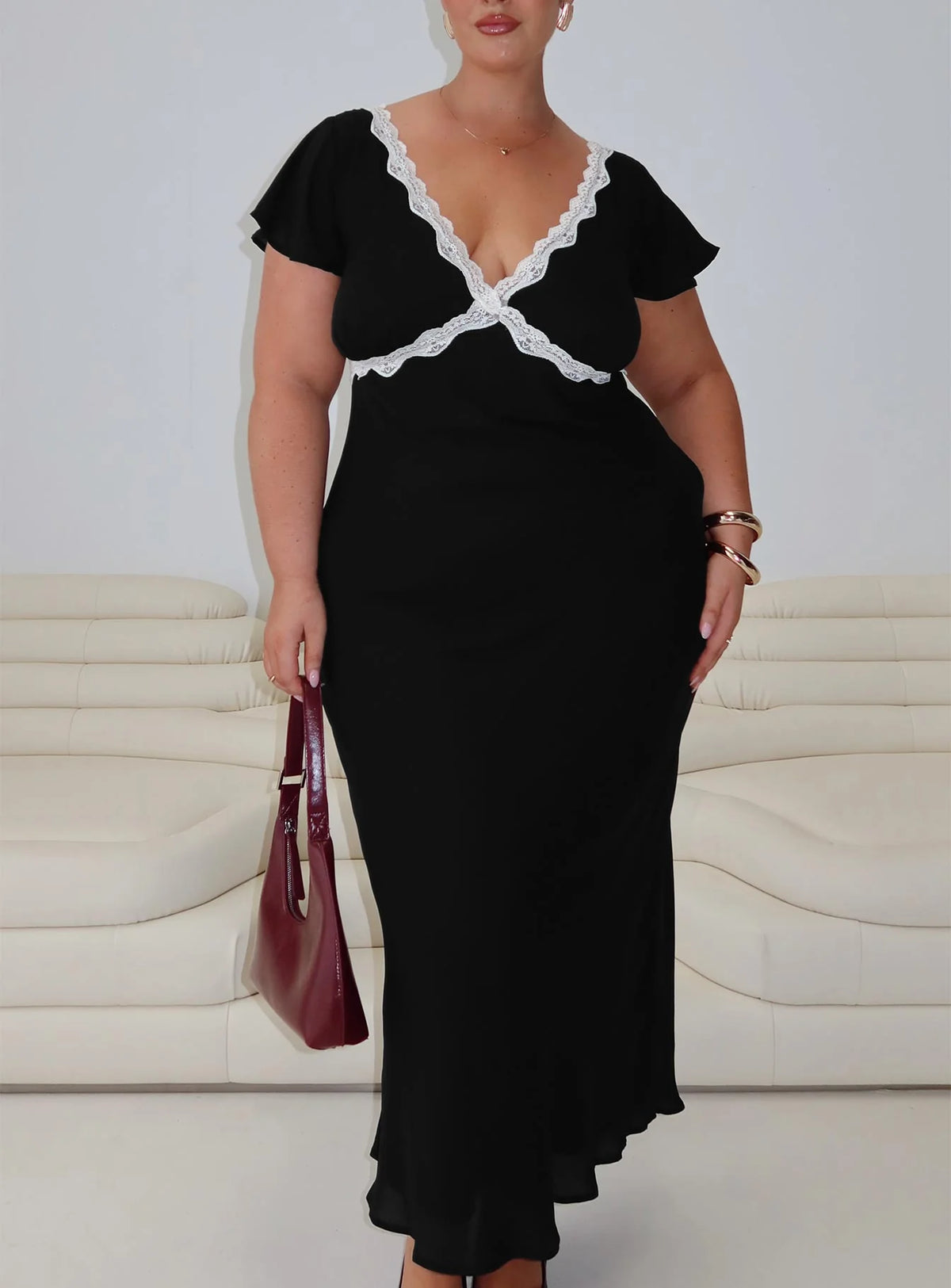 Barbarita Lace Maxi Dress Black Curve